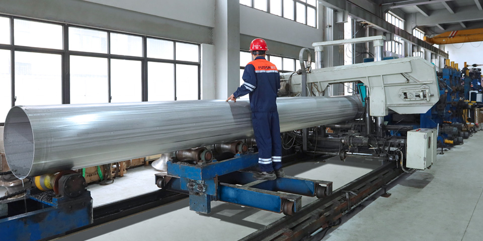 Complete Range Of Domestic And International Standard Products And Specification Sizes